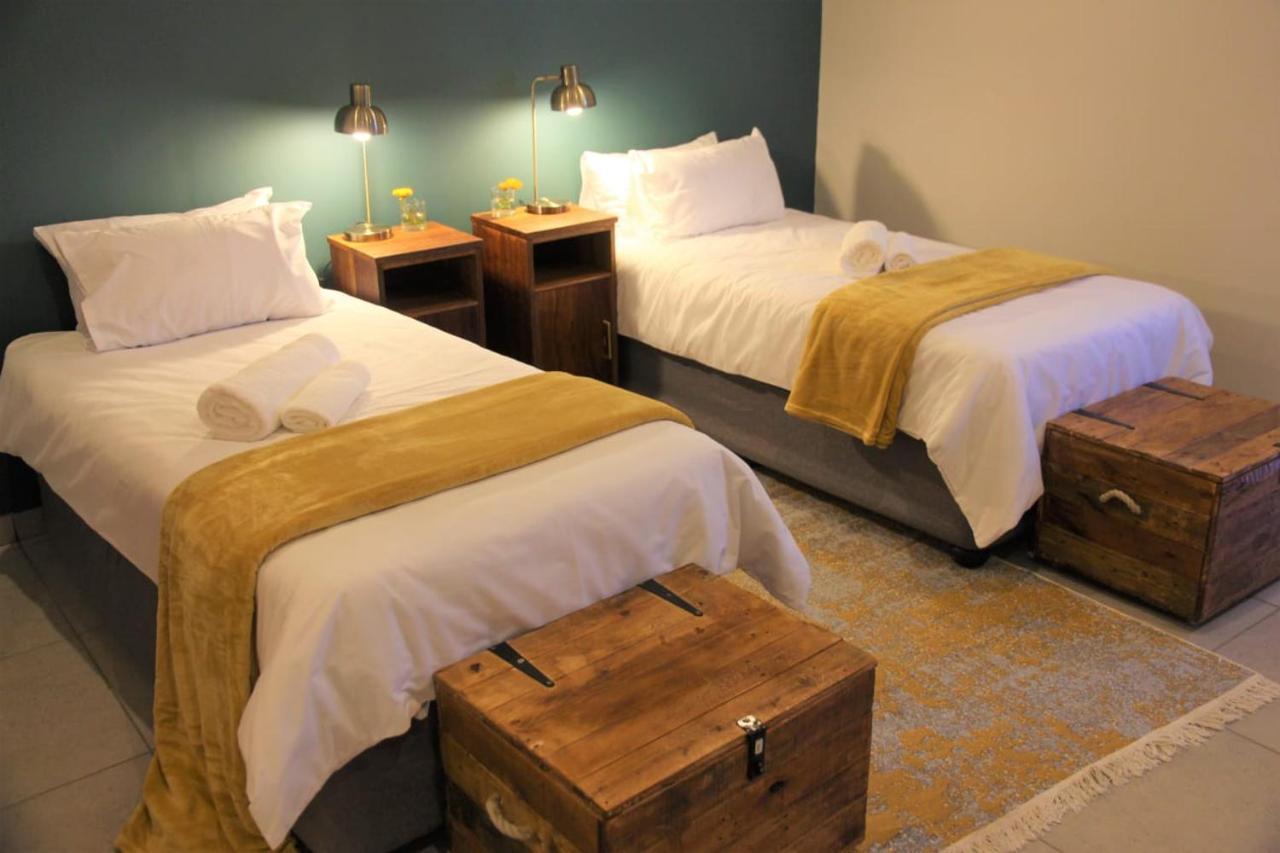 Nini'S Guest Units Hotel Bloemfontein Exterior photo